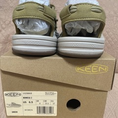 KEEN サンダル ミモザの画像