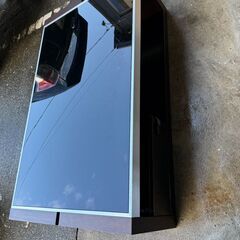 テレビ台　黒色上部鏡面　幅119㎝×奥行70㎝の画像