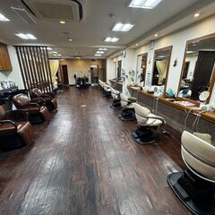 地域で愛される人気サロン☆有給休暇消化率98.5でプライベートも充実！の画像