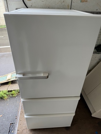 アクア　2023年製　美品