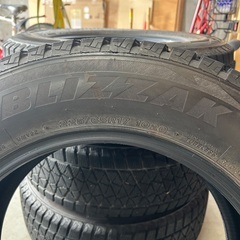 BRIDGESTONE ブリザック(DM-V2) 225/65R17の画像
