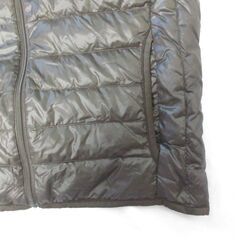 ( M-1000 )UNIQLO ユニクロ ウルトラライトダウン ダウンベスト Mサイズ ナイロン ブラウン メンズ 315-072571(24-01) 中古の画像