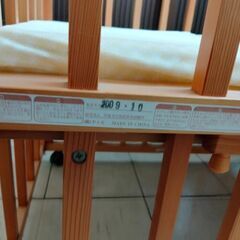 ベビーベッドの画像