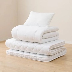 敷布団・掛け布団・枕・シーツ　5点セット　　の画像