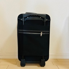 キャリーケースの画像