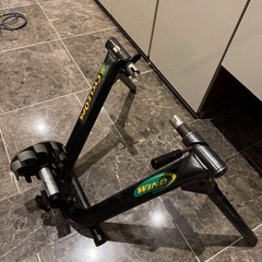 CycleOps ホーム用風抵抗式バイクトレーナーの画像