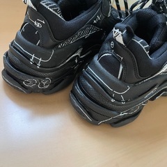 バレンシアガ？ balenciaga スニーカー25cmの画像