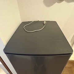 【購入者決まりました】冷蔵庫 146L 2ドア 右開き マットチャコール　MITSUBISHI MR-P15F-H の画像