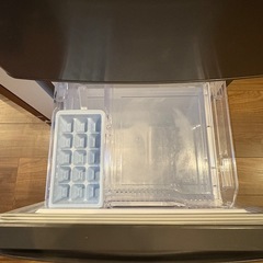【購入者決まりました】冷蔵庫 146L 2ドア 右開き マットチャコール　MITSUBISHI MR-P15F-H の画像