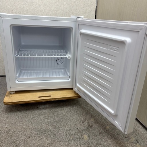 ⭐️MAXZEN⭐️ 冷凍庫 2024年 31L 大阪市近郊配送無料 ⭐️MAXZEN⭐️ 冷凍庫 2024年 31L 大阪市近郊配送無料