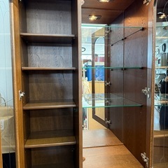 美原店 お得価格！ ガラスドア付き カップボード 食器棚 木製 インテリア　アンティークの画像