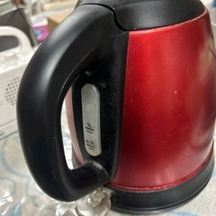 電気ポットの画像