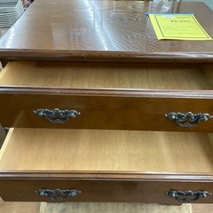 ☆ドリーム荒牧店☆ジモティー割引有☆【クリーニング済み】アンティーク5段チェスト　現状販売の画像