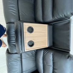 【至急】10月30日引き取り可能な方限定！！電動リクライニング３人掛けソファー金額交渉可！の画像