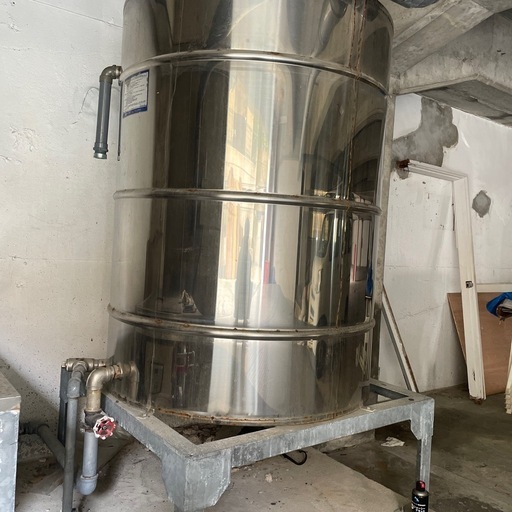 ステンレスタンク