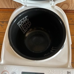 取引者決定⭐️炊飯器　未使用に近いの画像