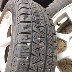 アルミスタッドレスタイヤ4本！の画像