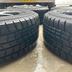 スタッドレス　GOODYEAR 195/65/15の画像