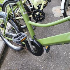 J1704【リユースのサカイ柏店】asahi　アサヒサイクル　ミニベロ　小径自転車　アプレミディ　6段変速　ダイナモライト　グリーン　★店頭にて試乗可★ 簡易クリーニング済　　 中古自転車 　流山市  松戸市 我孫子市 鎌ヶ谷市 船橋市 守谷市 取手市　参考価格31,900円の画像