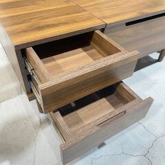 G28★モデルルーム品★昇降式ローテーブル リフトアップ センターテーブル W89cm ウォルナット 木目調 収納 の画像