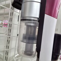 ★リユースのサカイ水戸店★ SHARP スティッククリーナー  18年製 動作確認／クリーニング済み MT5990の画像