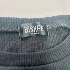 140cm BISKEE 紫色 長袖ワンピースの画像