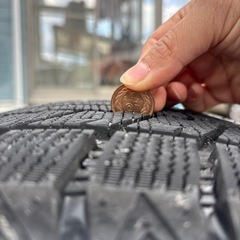 【美品】スタッドレスタイヤホイールセット 17インチ (ヤリスクロス　ハイブリッド車使用)) の画像