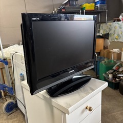 TOSHIBA レグザ　１９インチの画像