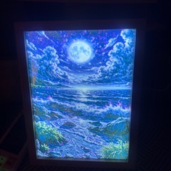 光る絵画ミラーの画像