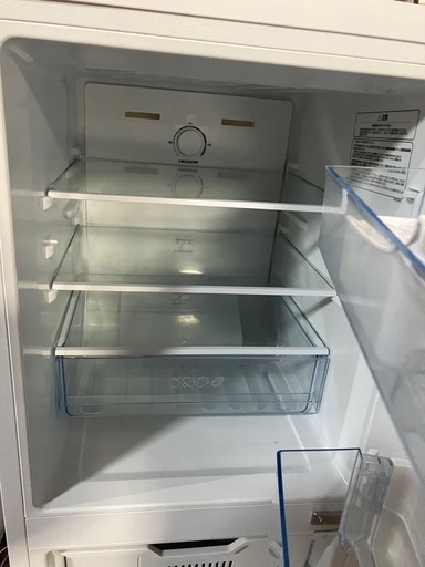 O 2510-653 Hisense ノンフロン冷凍冷蔵庫 HR-D1304 全定格内容積135L  2021年製 動作確認済み キズ 汚れあり