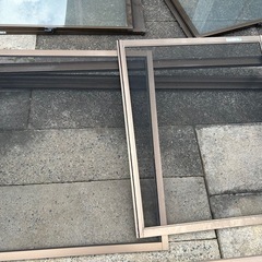 中古　TOSTEM　アルミサッシ　2セット　網戸付　2枚組 1070x1740の画像