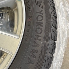 スタッドレスタイヤの画像