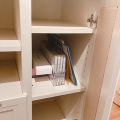 オシャレ収納棚の画像
