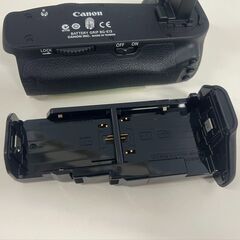 Canon バッテリーグリップ EG-E13の画像