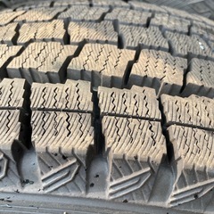 195/80R15 スタッドレスタイヤ　ハイエースなどの画像