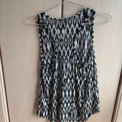 タンクトップレディースの画像