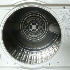 【中古】パナソニック 除湿形 電気 衣類乾燥機 NH-D603 乾燥容量 6.0kg ステンレスドラム ツイン2温風 除菌 ホワイトの画像