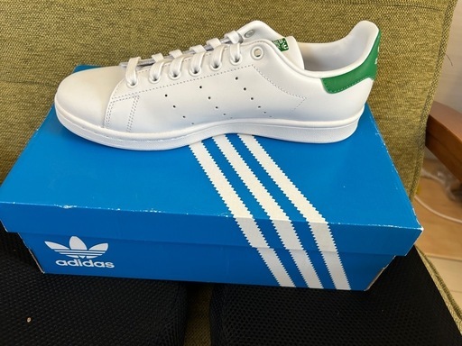 adidasスタンスミス