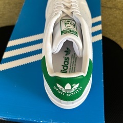 adidasスタンスミスの画像