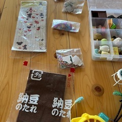 すみっコぐらし　ちいかわ　おもちゃ　シール　小物　折り紙　大量　の画像