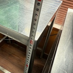 ステンレス作業台の画像