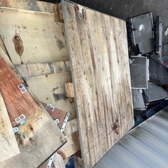 木製　パレット　板の画像
