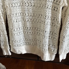 FOREVER 21 レディース長袖トップス
の画像