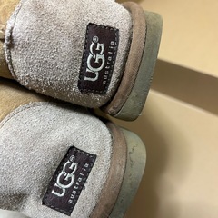 UGG  ムートンブーツの画像