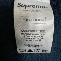 SUPREME SMALL BOX LOGOの画像