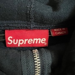 supremeの画像