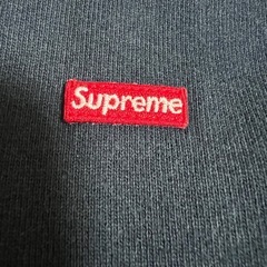 supremeの画像