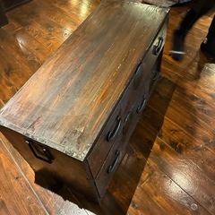 和ダンス　骨董品の画像