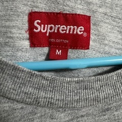 supremeの画像