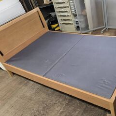 【愛品倶楽部柏店】セミダブルベッド 「F:ニトリ SPIRIT」「M:フランスベッド E-MAX アラモード」 フレーム＆マットレスSETの画像